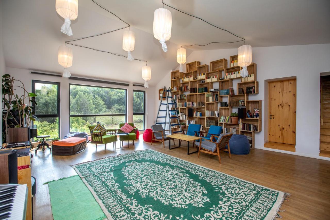 Vardeni Guesthouse Hrazdan エクステリア 写真